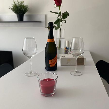 Apartman Kristina สตูโรโว ภายนอก รูปภาพ